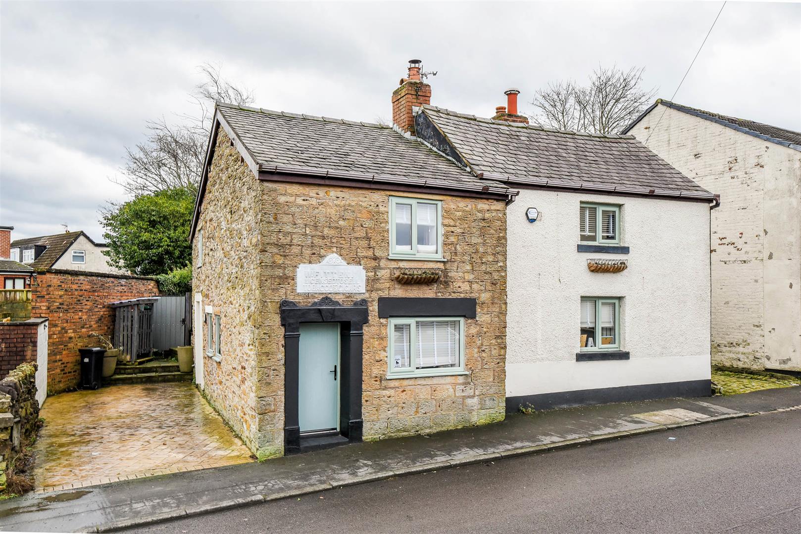 4 bed property in Gregorys Yard, Bolton